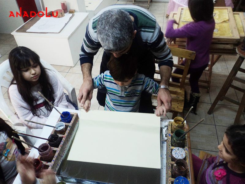 Çocuklarla Ebru Saati Adana Çocuklarla Ebru Saati Adana Çocuklarla Ebru Saati Adana