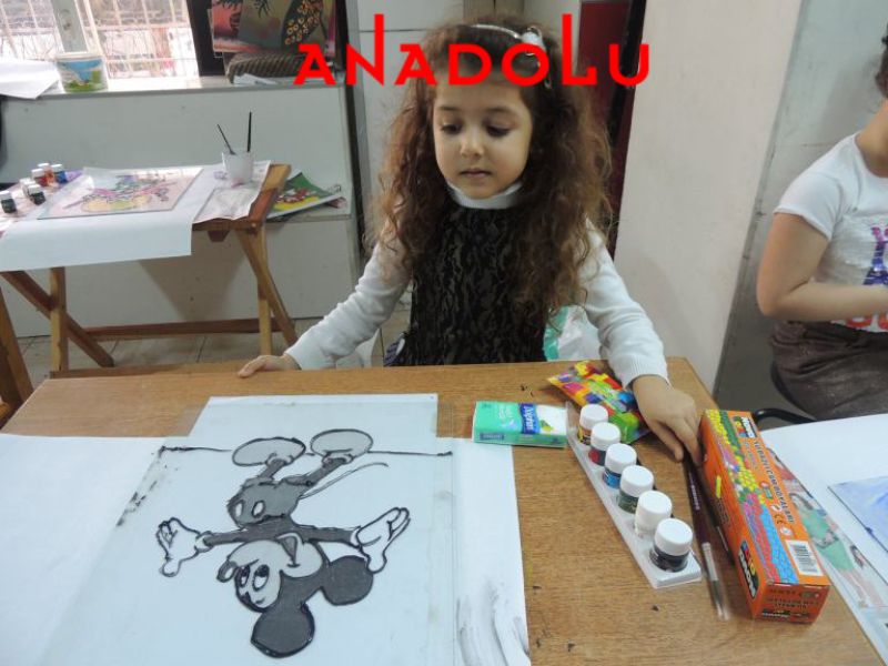 Çocuklar Resim Atölyesinde Adana Çocuklar Resim Atölyesinde Adana Çocuklar Resim Atölyesinde Adana