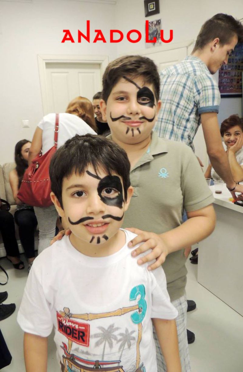 Adana Çocuklara Yönelik Özel Resim Sergileri Adana Çocuklara Yönelik Özel Resim Sergileri Adana Çocuklara Yönelik Özel Resim Sergileri