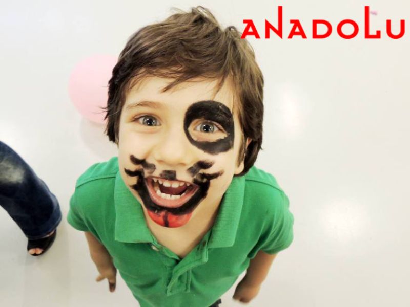 Çocuklara Sanat Sergileri Adana Çocuklara Sanat Sergileri Adana Çocuklara Sanat Sergileri Adana