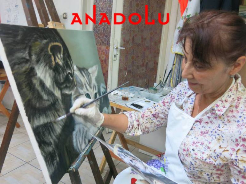 Yağlı Boya Kedi Resmi Yapan Kadın Çizimi Adana Yağlı Boya Kedi Resmi Yapan Kadın Çizimi Adana Yağlı Boya Kedi Resmi Yapan Kadın Çizimi Adana